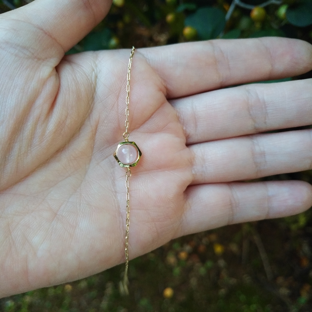 La Meno Hexagon Rose🌹Quartz💎Bracelet - Picture 7 of 15